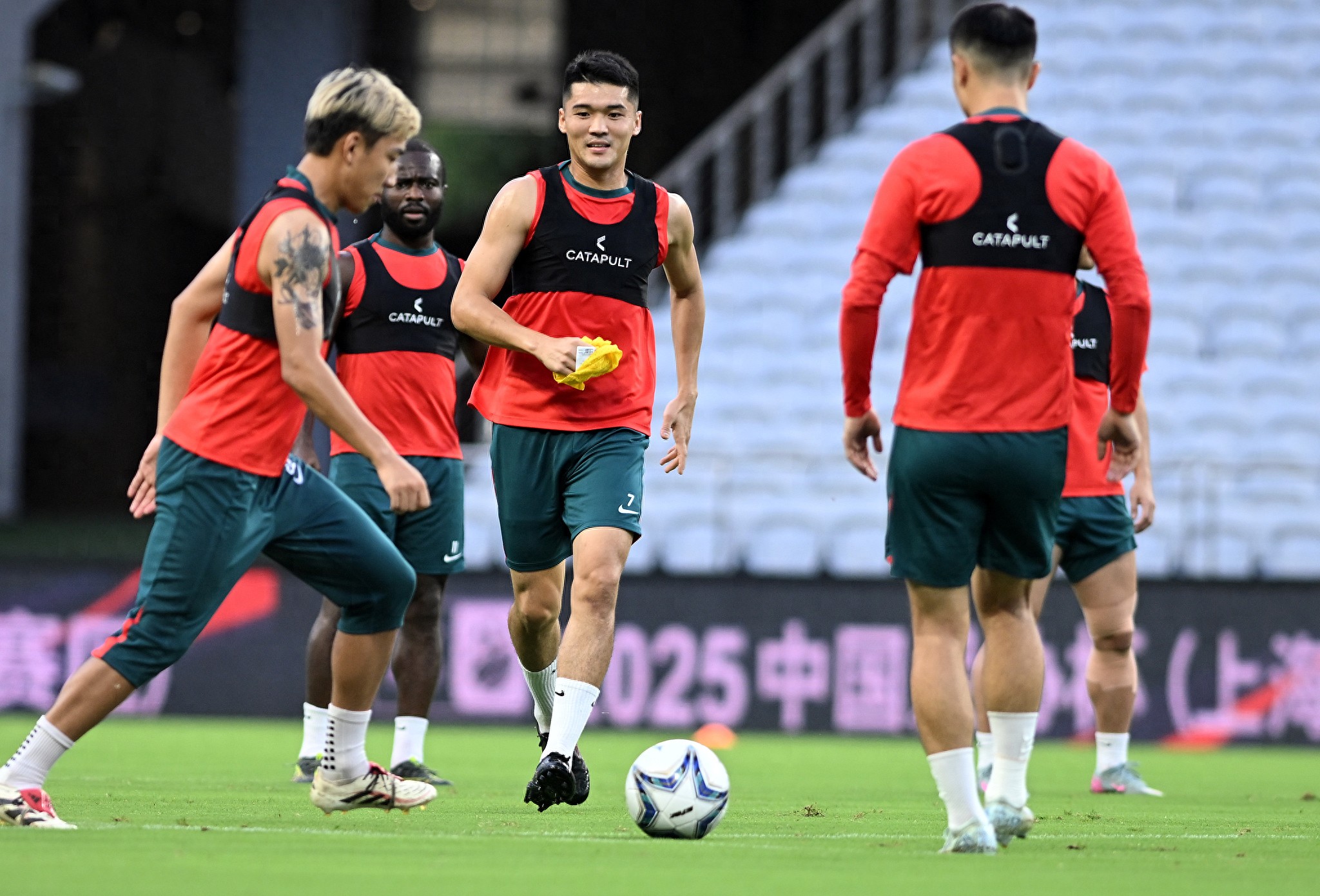 关于转会期山东男篮调整名单以备全明星赛，回应争议环节打磨，气氛紧张，阵容厚度经受考验的信息-开云入口平台