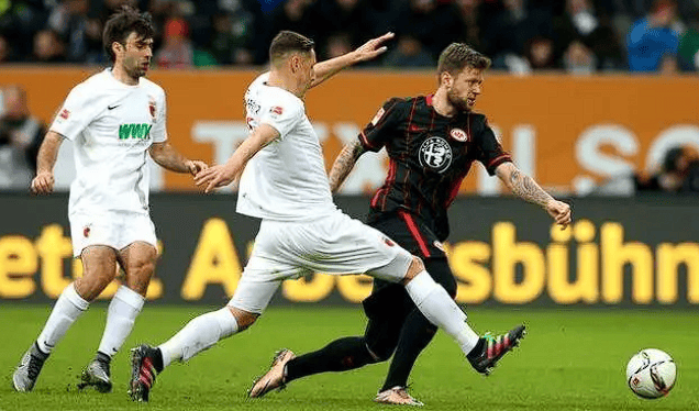 洛杉矶快船内部会议纪要流出——今晚战术微调，荷甲使命明确，年轻球员得到机会的简单介绍